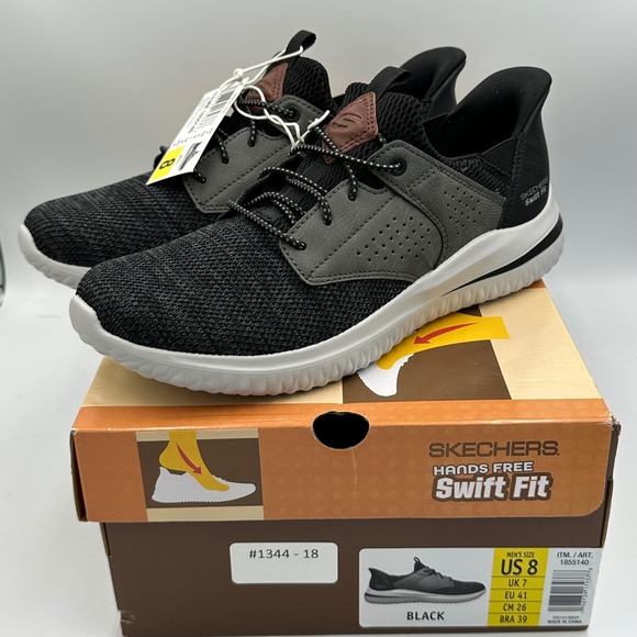 Skechers Men's Swift Fit Black Sneakers Size 8 NIB Hands Free - Picture 1 of 10